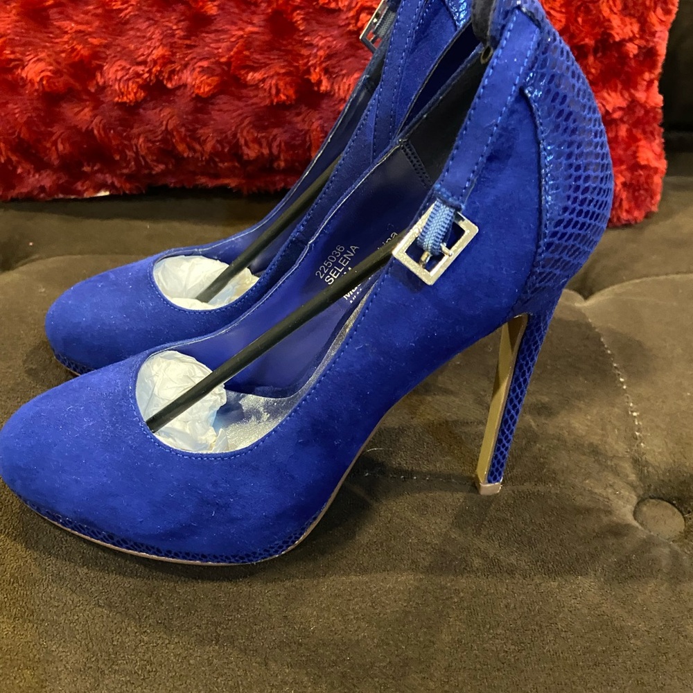 Eva & Zoe Heels